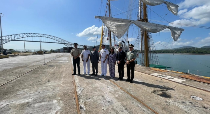 El Buque ARC “Gloria” visita Panamá con ocasión del Bicentenario Naval de Colombia