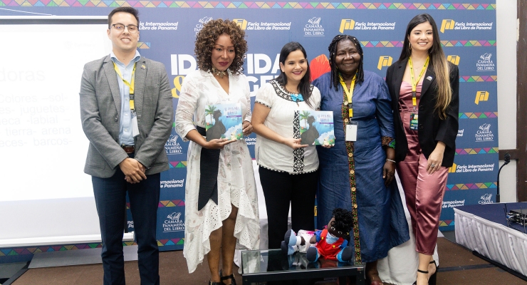 Mary Grueso Romero con el conversatorio “Mujeres Pacificas” participó en la Feria Internacional del Libro de Panamá